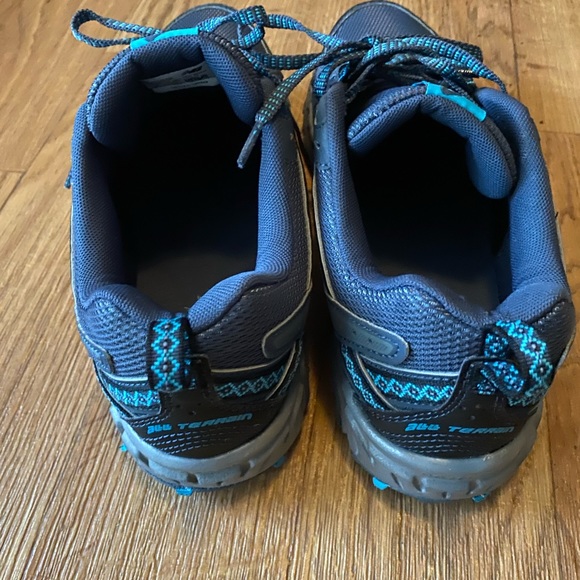 Women new balance trail hiking sneakers size 10 - Picture 5 of 6